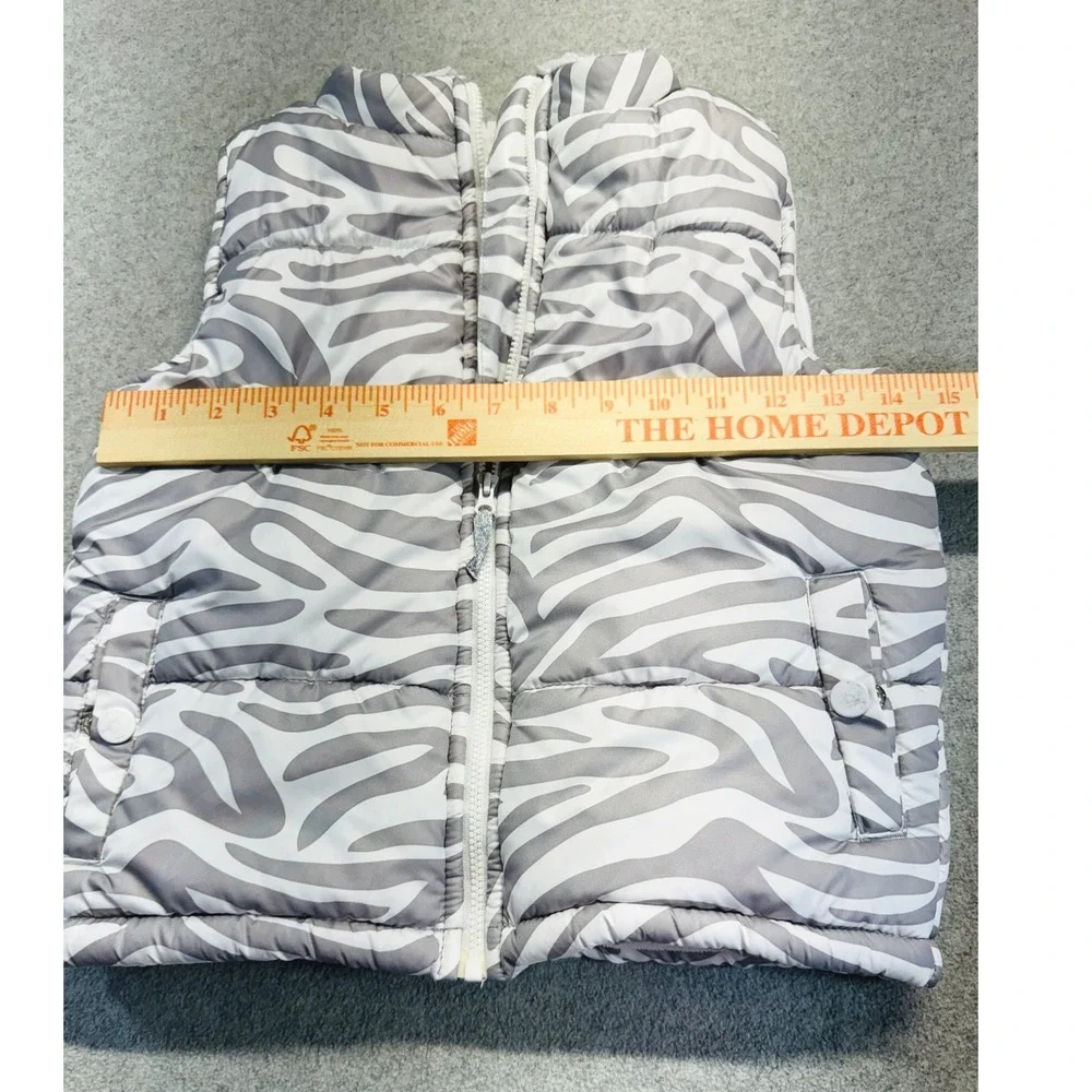 Carter's Puffer Vest Kids Size 6 Gray White Zebra Print Sherpa Lined Zip Up‎